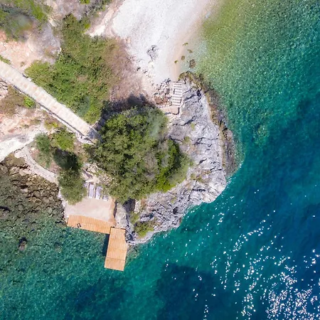 Villa Domina - Private & Tender Platform Pyrgi (Corfu)