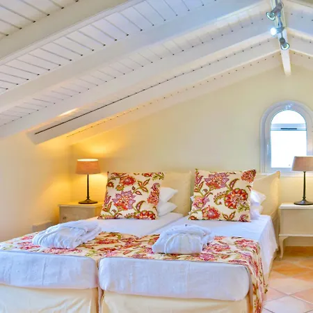 Domina - Private & Tender Platform