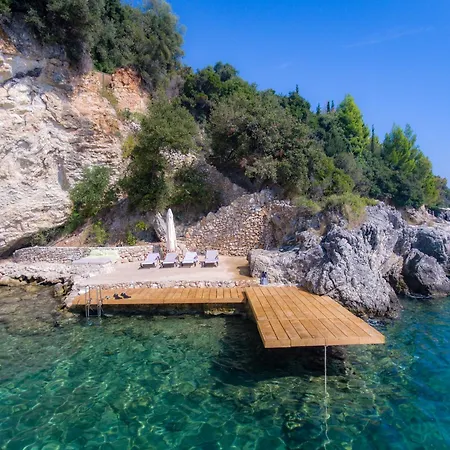 Villa Domina - Private & Tender Platform