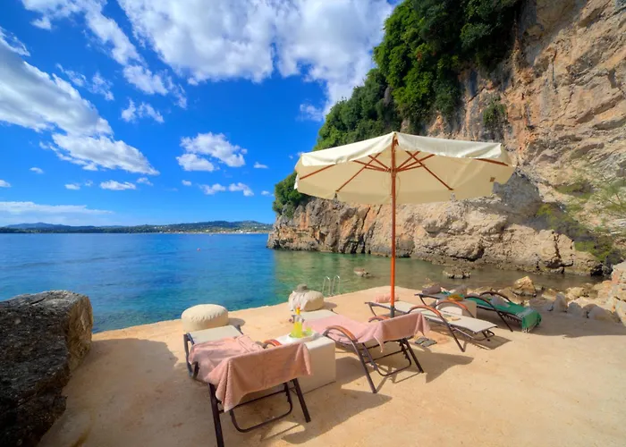 Domina - Private & Tender Platform Villa Pyrgi (Corfu)
